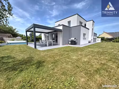 maison 7 pièces 146 m²