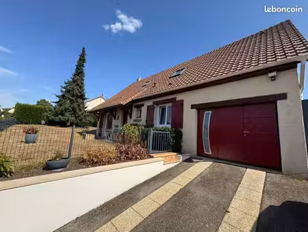 maison 5 pièces de 105m2 en excellent état