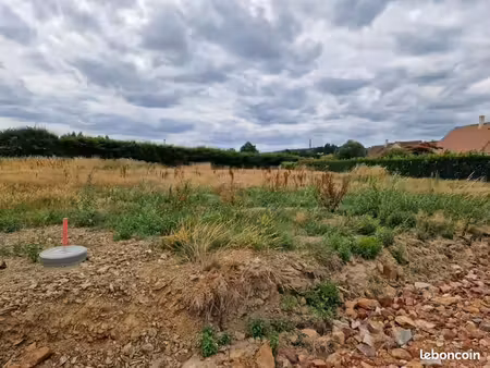 terrain 617 m² neufchatel en saosnois