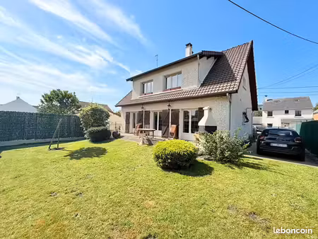 maison 5 pièces 130 m²