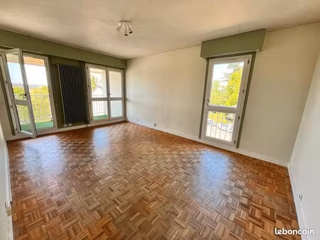 appartement 3 pièces 65 m²
