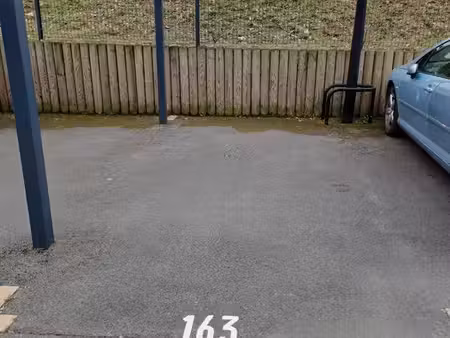 location place de parking extérieur dans une résidence sécurisé