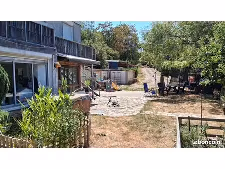 maison avec jardin et dépendances