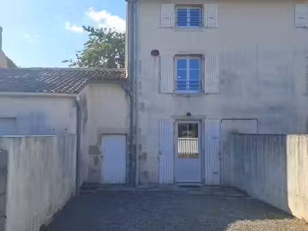 maison de bourg t4 cherveux