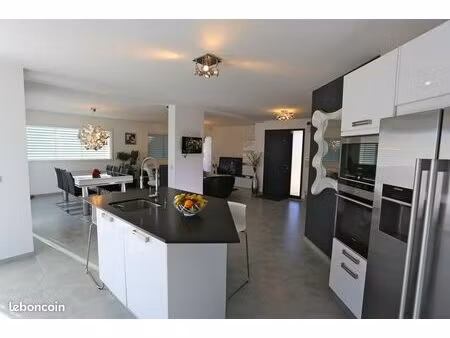 projet de construction d'une maison 105 m² avec terrain à larringes (74)