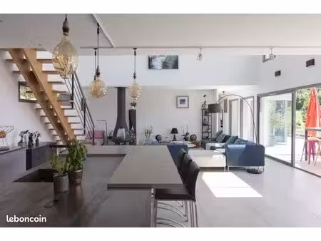 maison 5 pièces 106 m²
