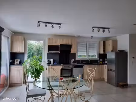 villa 5 pièces 101 m²