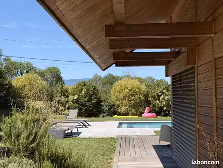 villa 5 pièces 167 m²