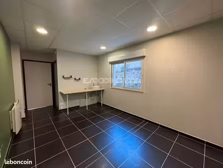 bureaux 24 m² deville les rouen