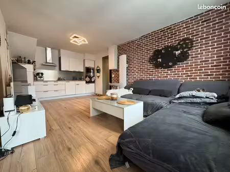 maison 57m2  2ch  jardin  garage  rer a 15min à pied  issue d'une division