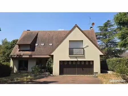 maison 7 pièces 214 m²