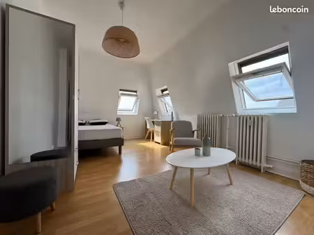 studio 1 pièce 30 m²