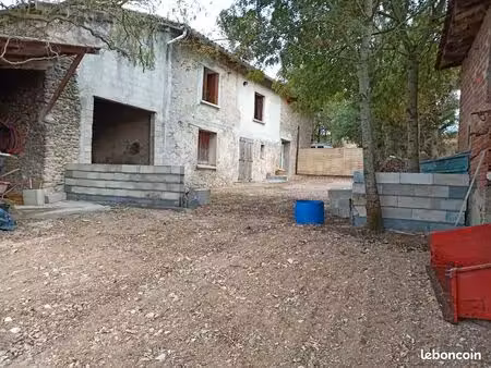 maison ? à louer garage terrain possibilité grand espace