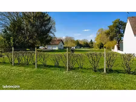 terrain 2 713 m² essertaux