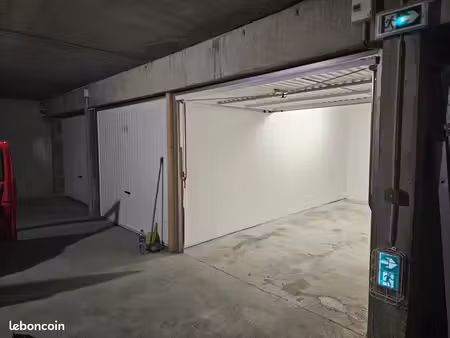 garage 