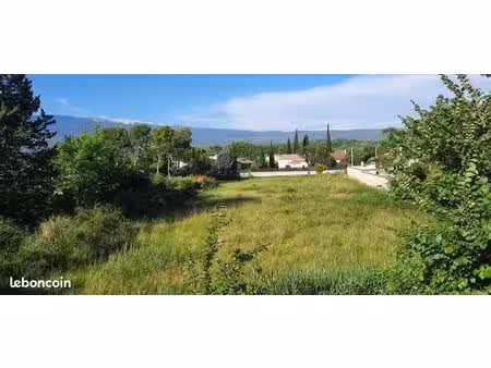 terrain à bâtir de 3245 m² à mormoiron (84)