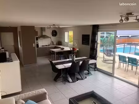 vends maison familial