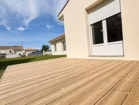 très belle maison neuve de 92 m² avec jardin sans vis a vis à doix lès fontaines