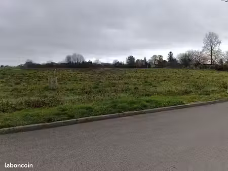 terrain 1 500 m² saint gobain