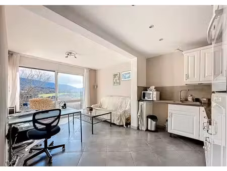 location meublée appartement 2 pièces 38 m² à annecy (74000)  930 €