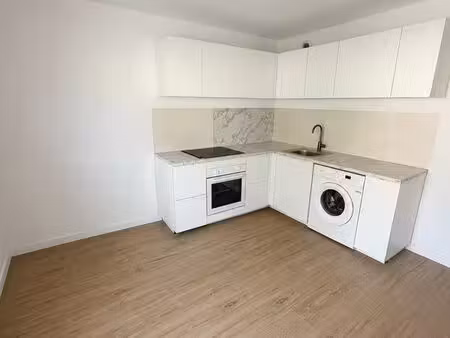 appartement meublé 33m² refait à neuf + parking – guingamp