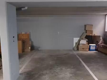 place de parking dans immeuble récent  rue de la fraternité  bagnolet