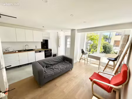 appartement d’une chambre renové et meublé à lexy