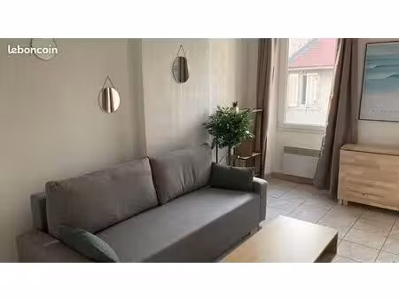 loue studio meublé tout équipé