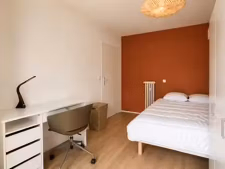 location appartement 4 pièces à nantes (44000) : à louer 4 pièces / 73m² nantes