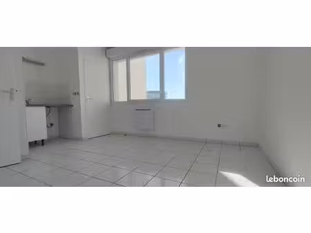 studio centre ville gloriette