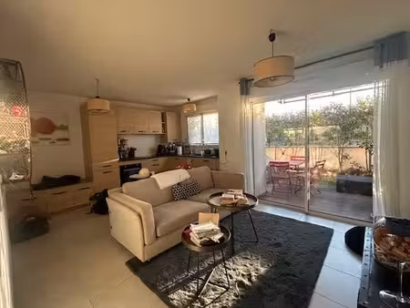 t2 meublé - rez de jardin - 45 m2 -
