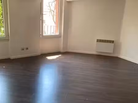 toulouse hyper centre t2 de 42m2 + mezzanine loué vide