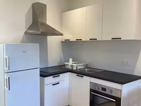beau t2 meublé spacieux et lumineux
