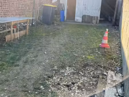 garage 35m2 avec cours