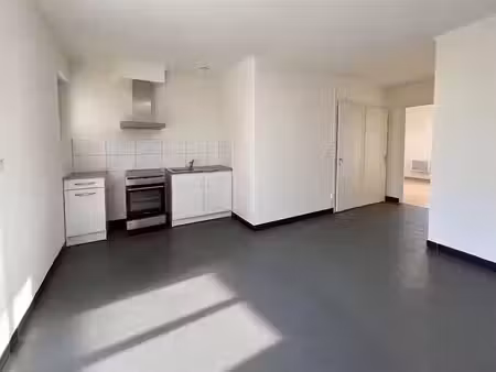 location maison 3 pièces 53.67 m² à aillas (33124)  550 €