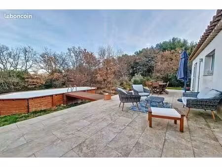 maison plain pied t4 piscine jardin