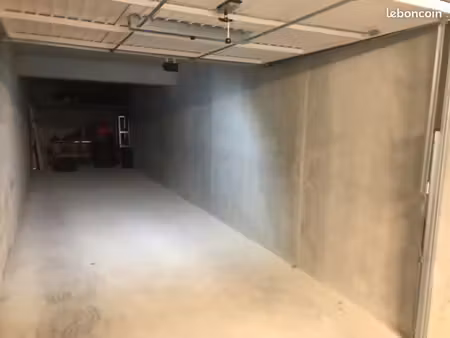 garage double à louer