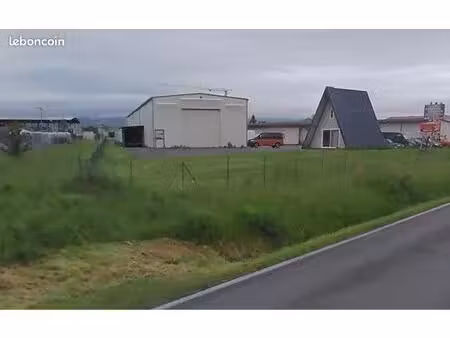 dépôt 180m2