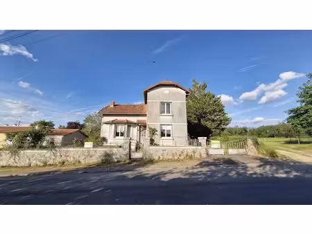 vente villa 109.26 m² à hiesse (16490)  79 500 €