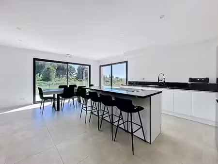vente maison 4 pièces 110 m² à lespignan (34710)  298 000 €
