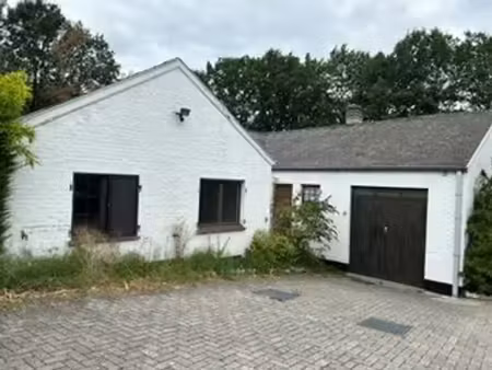 spacieux bungalow 4 chambres  fort potentiel