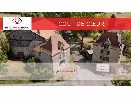 maison de caractère en pierre - début 20ème siècle 122m² - 2 à 3 chambres - terrain enviro