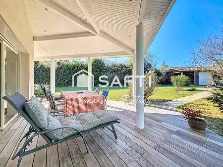 contemporaine 155 m² 4 chambres  garage et piscine