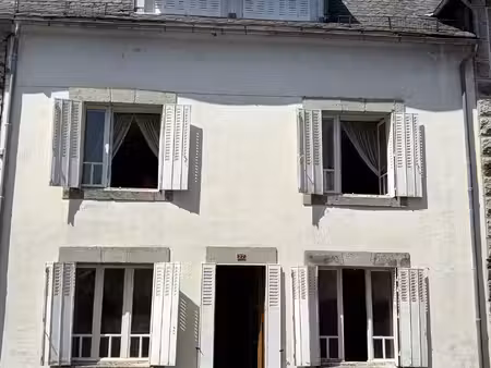 marcenat centre jolie maison de 118 m2 avec 15 427 m2 de te