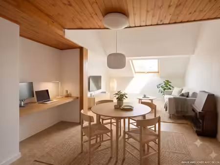 duplex 1ch lumineux  près de la gare de namur ( 700€ + 40€)