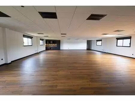 vente bureaux 230 m²