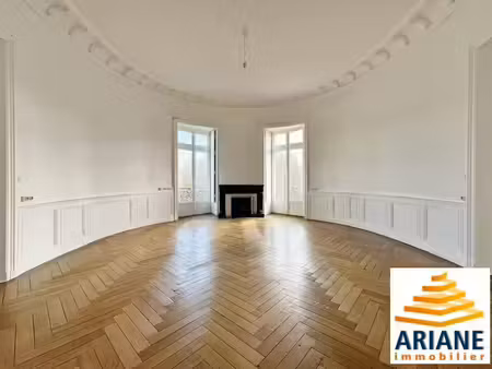 location bureaux 100 m² à 290 m²