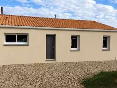 location maison à parthenay (79200) : à louer / parthenay