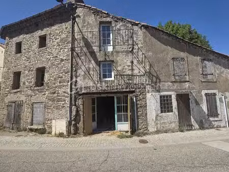 maison de 50 m² à saint-etienne-de-lugdares
