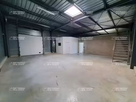 location local d’activités luynes 37230 205m²